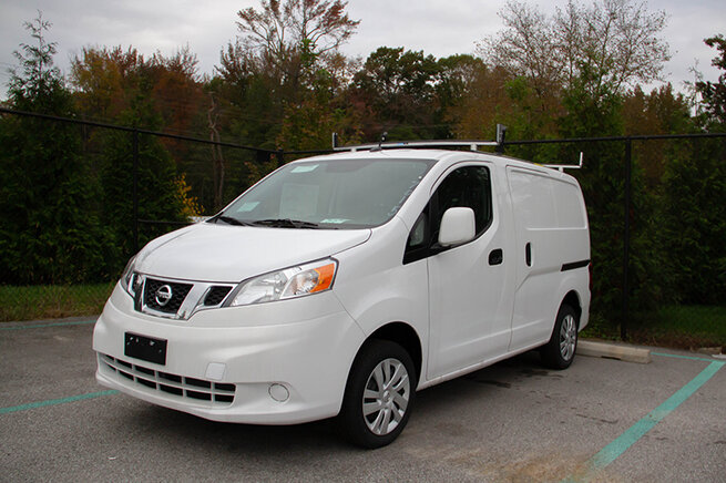 Nissan 200 Van Equipment